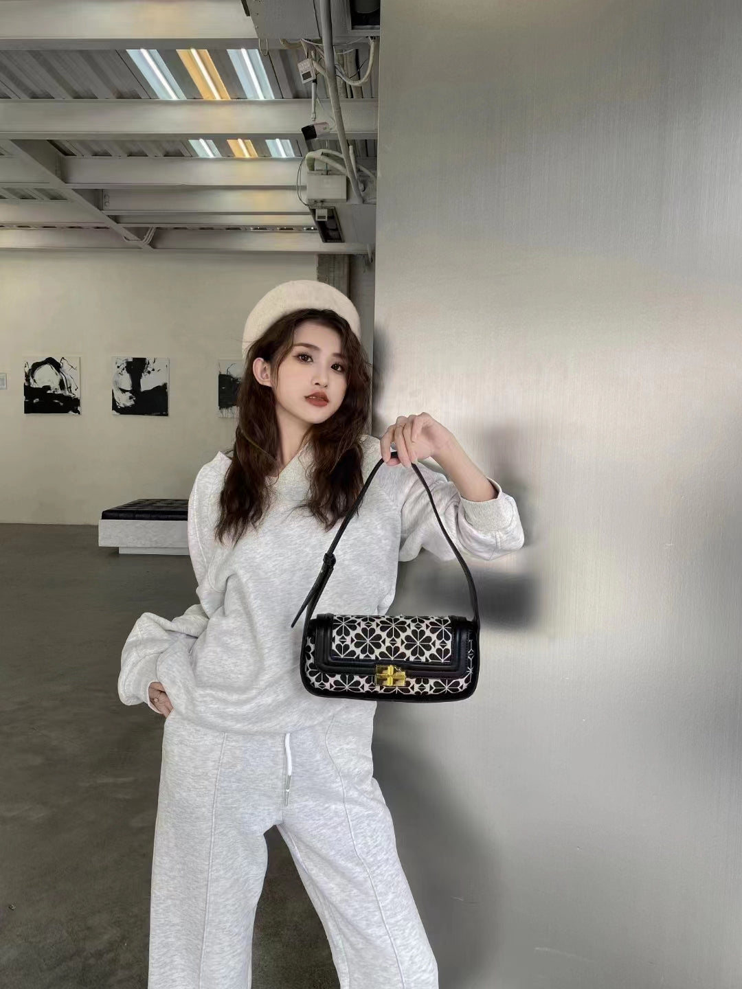 handbag