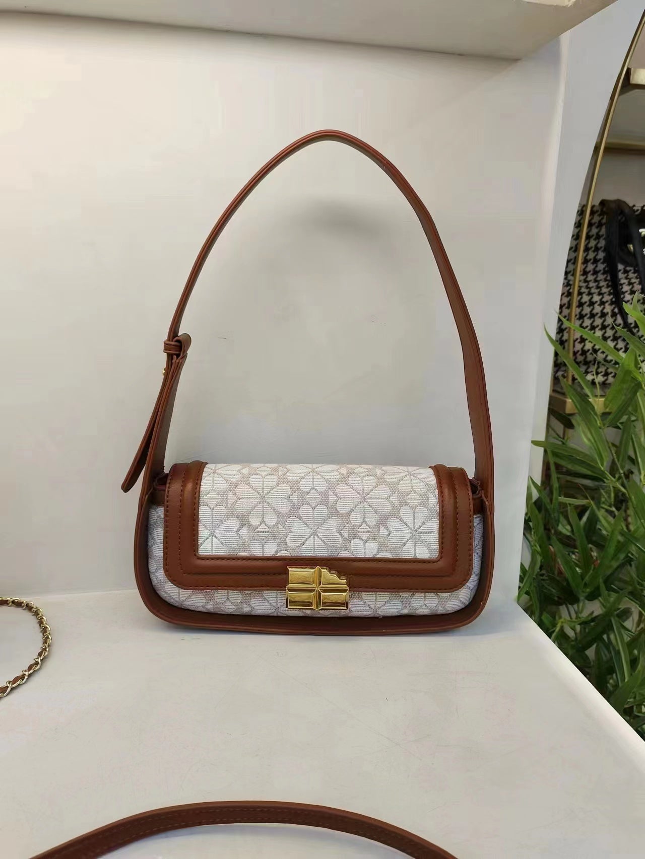 handbag
