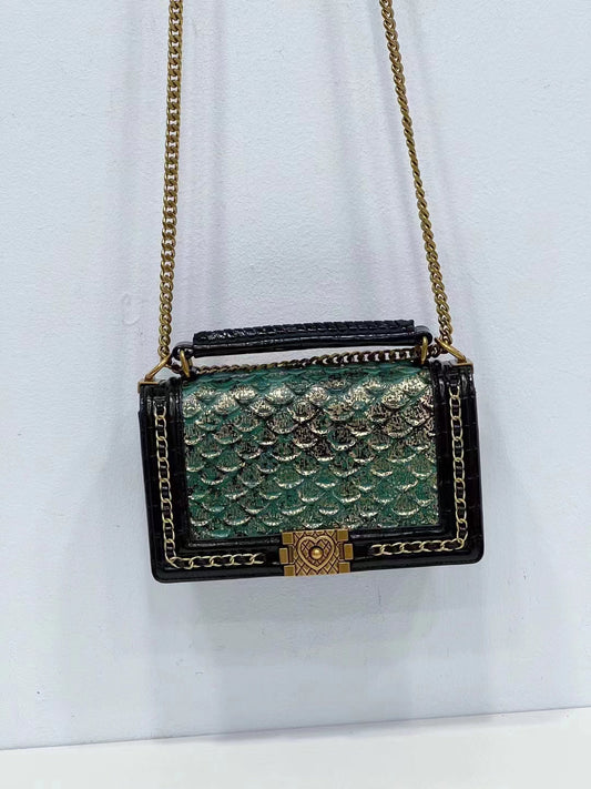 Green shoulder bag