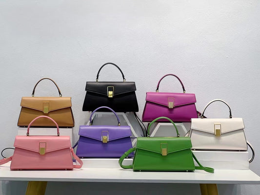 LARGE CAPACITY SHOULDER BAG